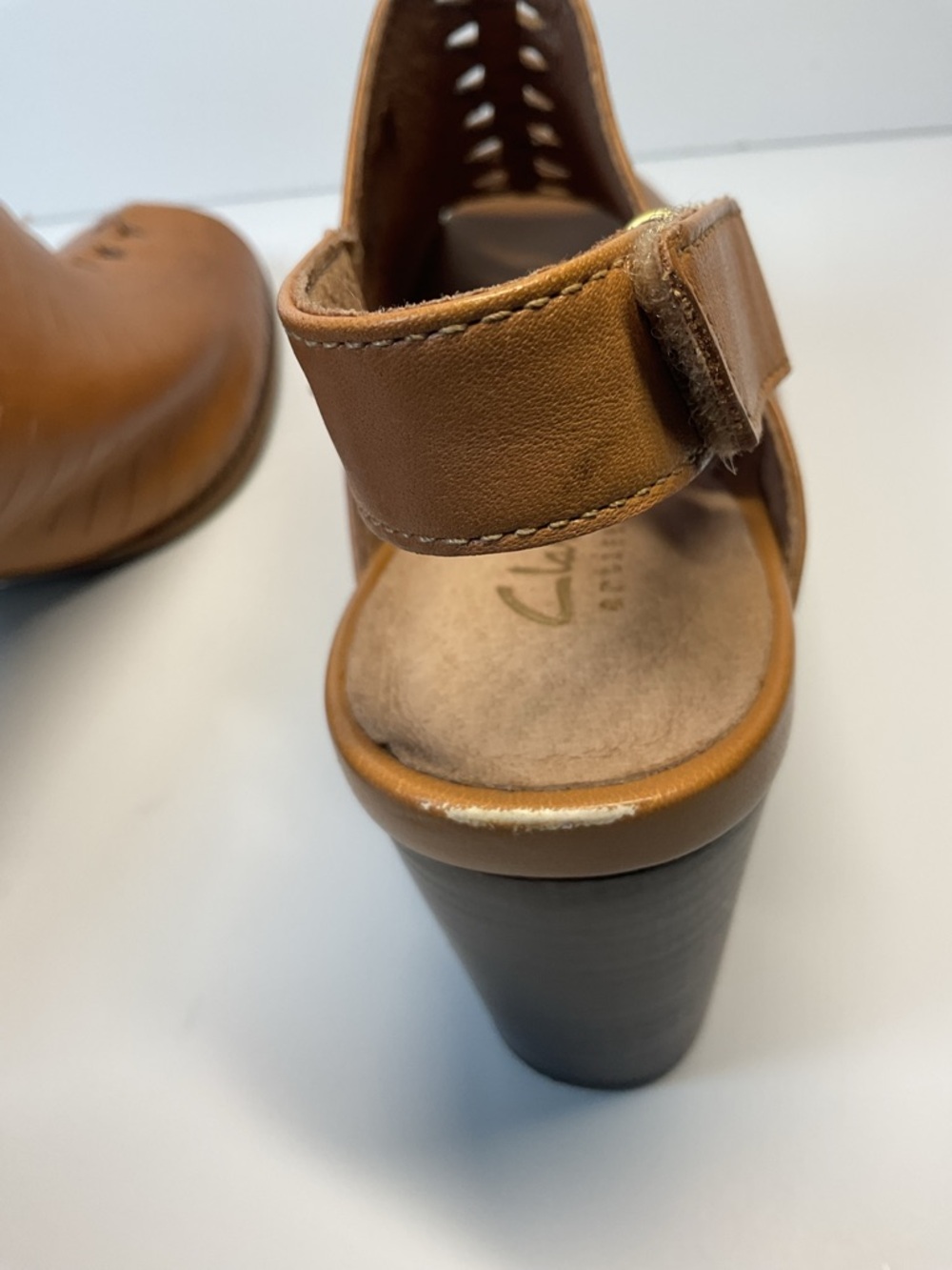 Clarks Leather Slingback Heels Tan Open Toe Comfort Sandals Women’s 9.5 - Picture 6 of 10